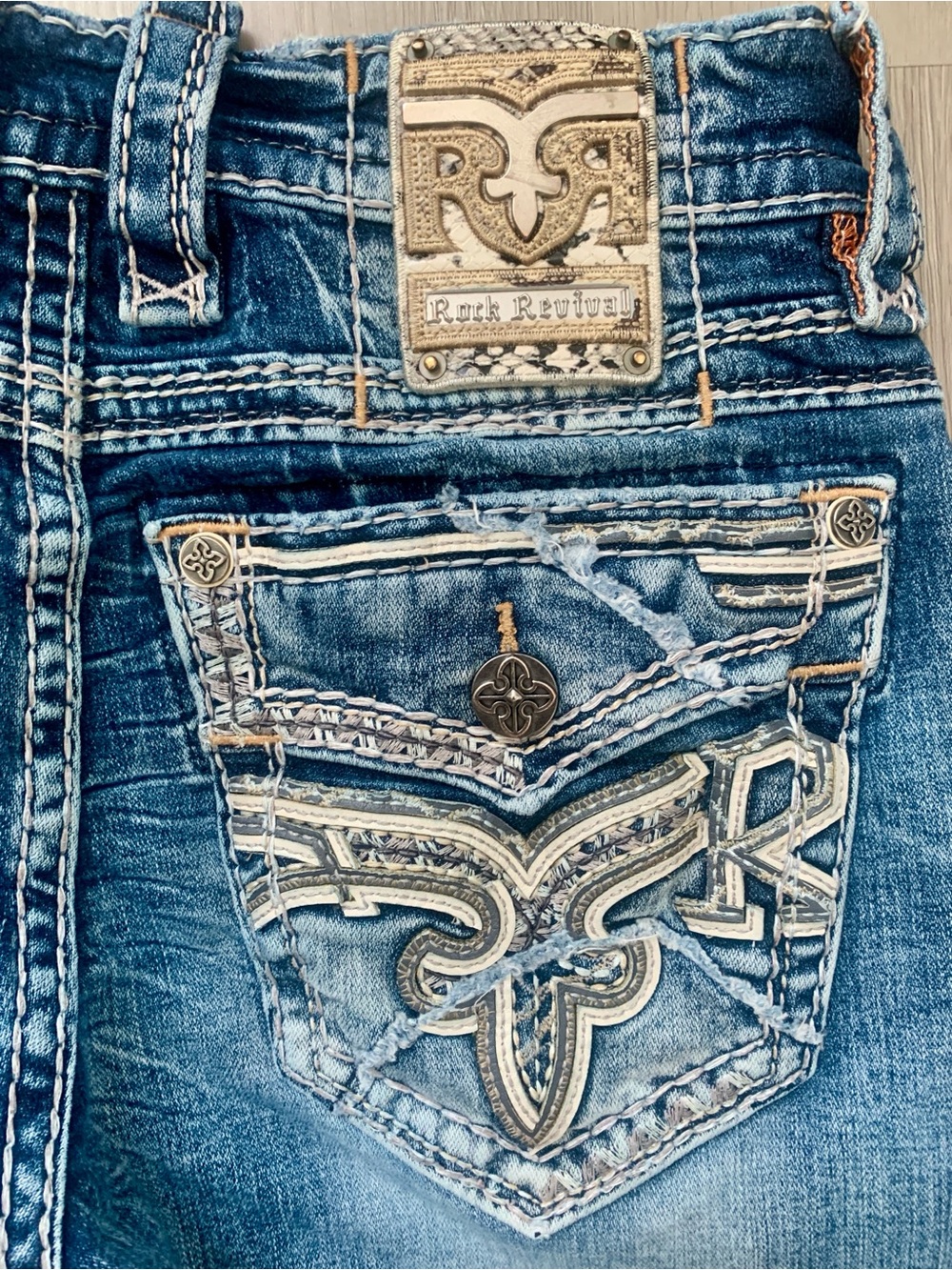 Rock Revival Mattie Straight Men’s Washed Embroidered Slim Denim Jeans